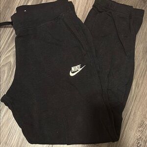 Nike Black Sweatpants Relaxed Fit Joggers